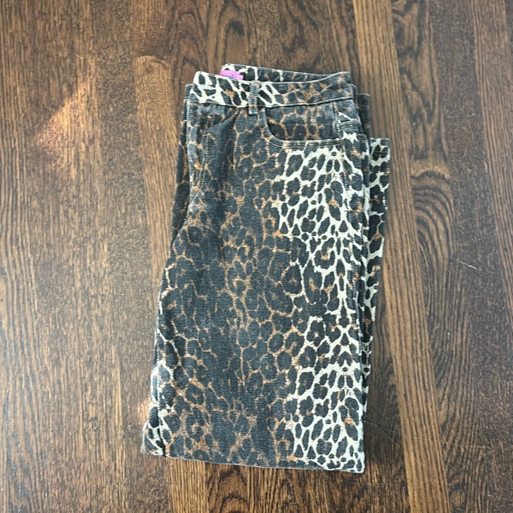 Edikted Leopard Print Low Rise Jeans - M